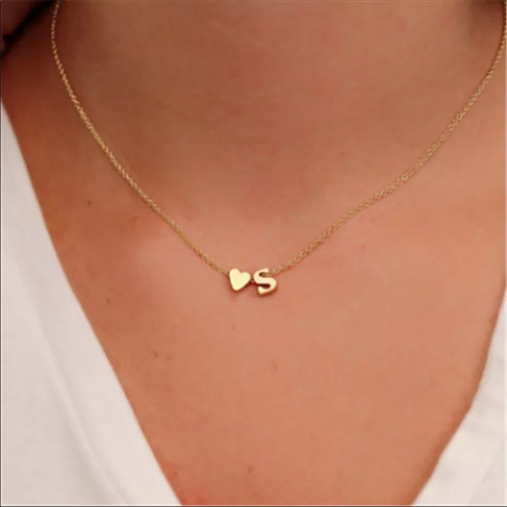 Personalized Initial Necklace With Heart Pendant